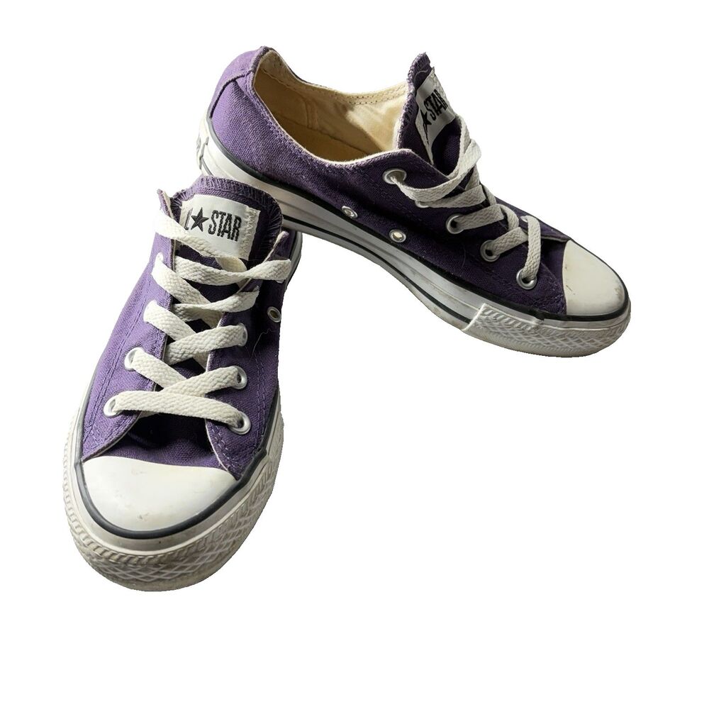 Converse Women’s 6 All Star Purple White Canvas Lace Up Men’s 4 Casual Sneakers